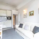 Bright 2 Bedroom Flat With Terrace In Notting Hill